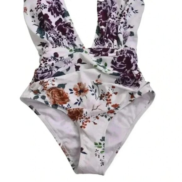 NWT CUPSHE Womens Floral Rose Garden Cross Ruched Wrap One Piece Swimsuit Small - Picture 7 of 11